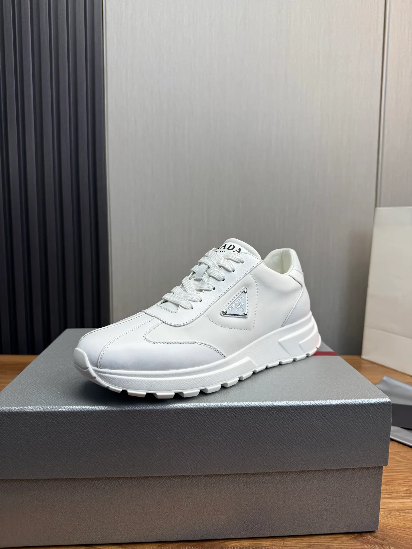 Men's shoes 💰560💰 [PRADA] Hot-selling men's shoes shipped 👏Official website synchronized ⬆️Original imported cowhide stitching waterproof fabric + cowhide lining, 1⃣️:1⃣️reproduction, original bottom, 38-45 (45. Customized, non-refundable)